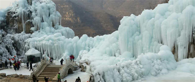 满城|龙居瀑布 冰雪之旅，美丽冻人